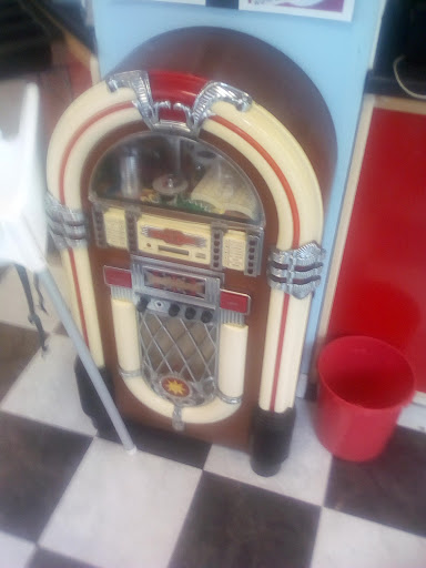 Photo of PJ's American Diner - Newark-on-Trent, Newark NG24 1EB